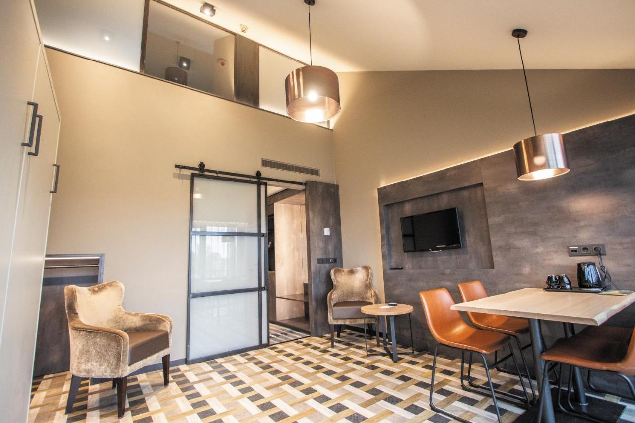 Best Western Hotel Nobis Eindhoven-Venlo A67 أستين المظهر الخارجي الصورة