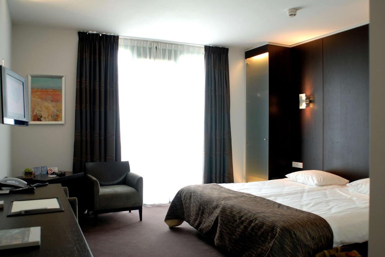 Best Western Hotel Nobis Eindhoven-Venlo A67 أستين المظهر الخارجي الصورة