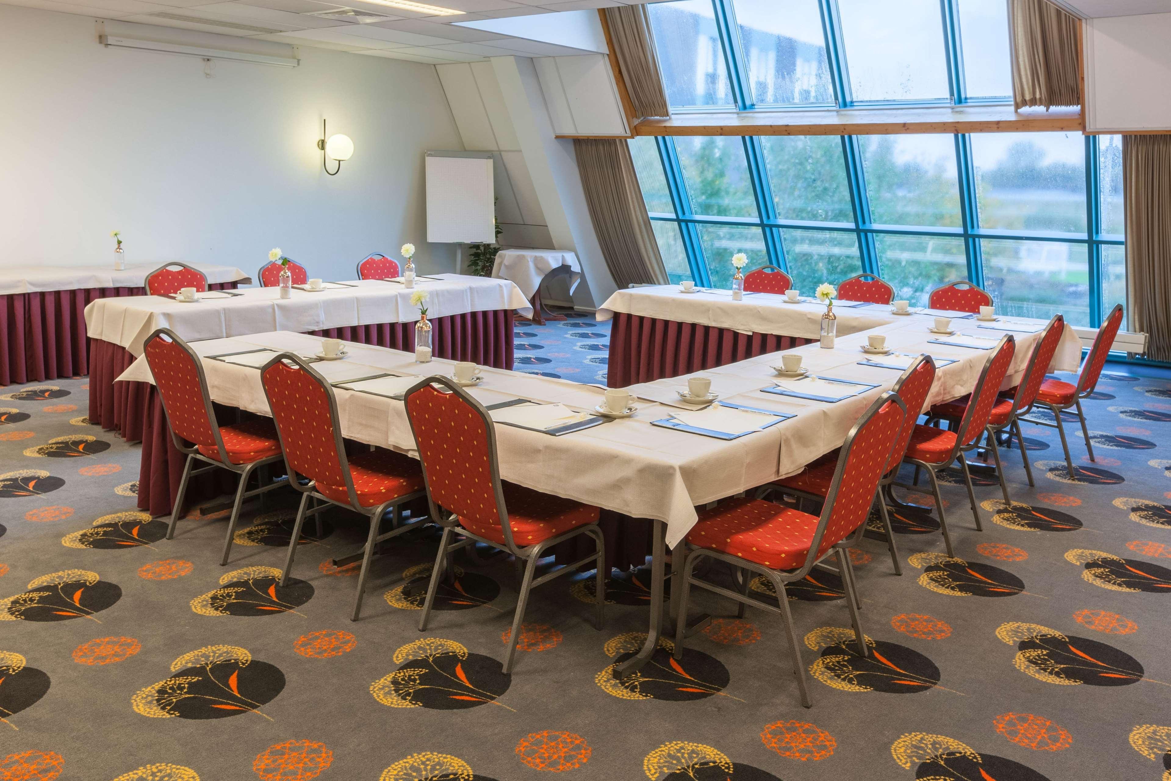 Best Western Hotel Nobis Eindhoven-Venlo A67 أستين المظهر الخارجي الصورة