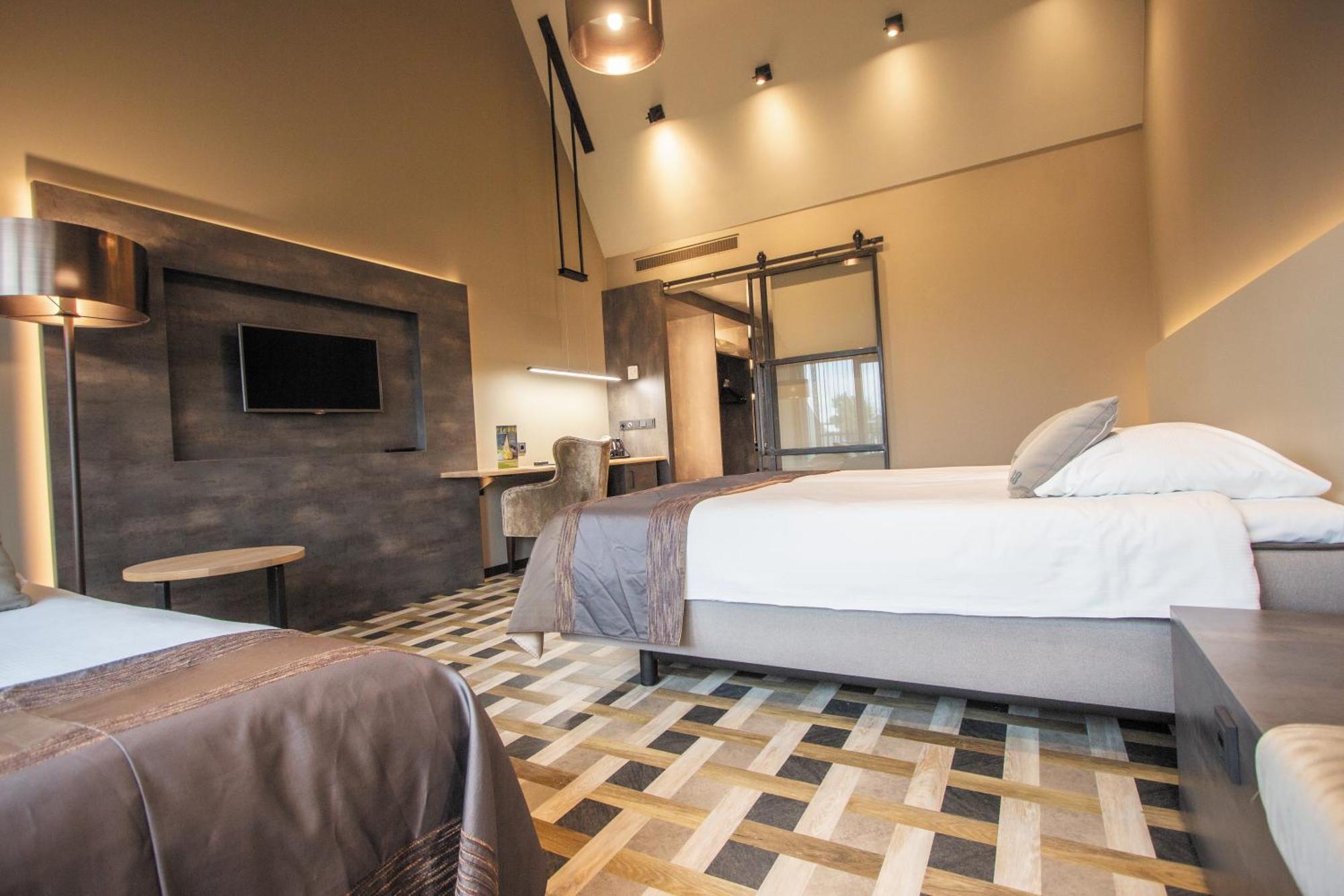 Best Western Hotel Nobis Eindhoven-Venlo A67 أستين المظهر الخارجي الصورة